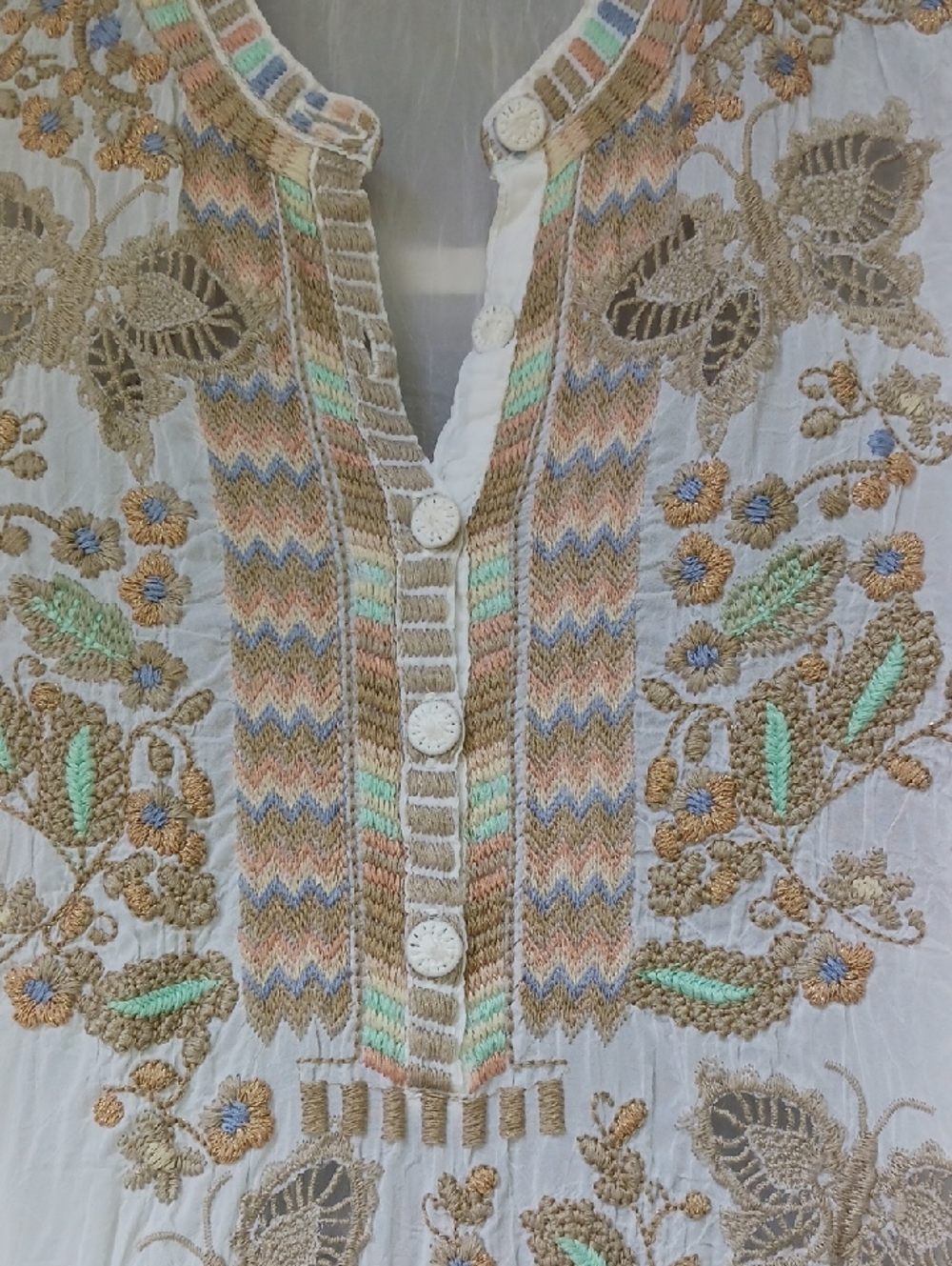 Bohohemian Embroidered Flowy Blouse - Picture 2 of 11